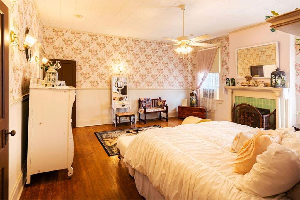The Lancaster Manor Bed And Breakfast Gainesville Extérieur photo